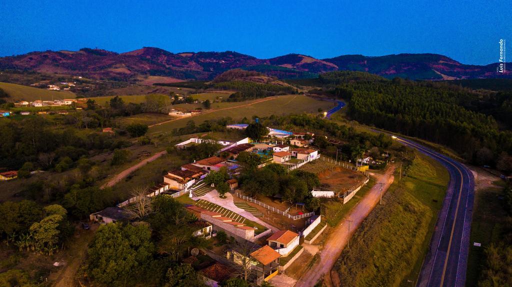 Pousada Luz Da Lua Lindóia Buitenkant foto